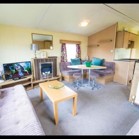 Sbl70 - Camber Sands Holiday Park - Sleeps 8 - Close Swimming Pools And Facilities - Private Parking Eksteriør billede